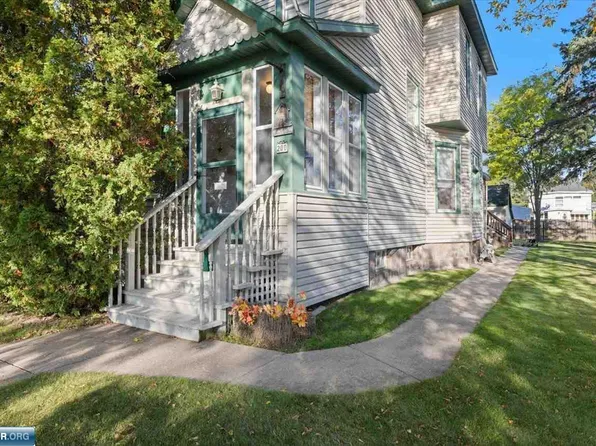 200 McKinley Ave, Eveleth, MN 55734