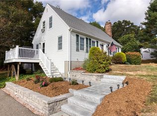 10 Highview Ter, Ledyard, CT 06339