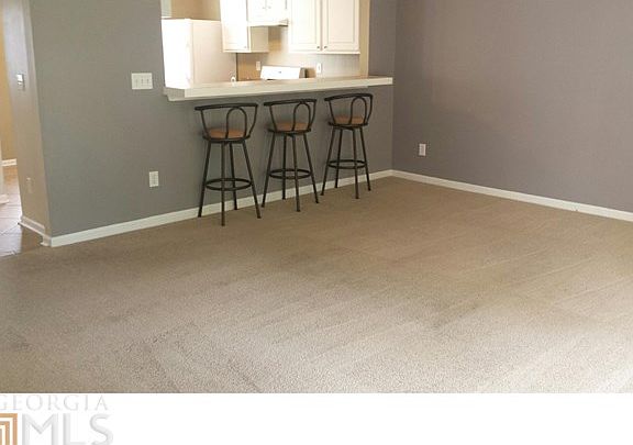 4th image of 10900 Wittenridge Dr