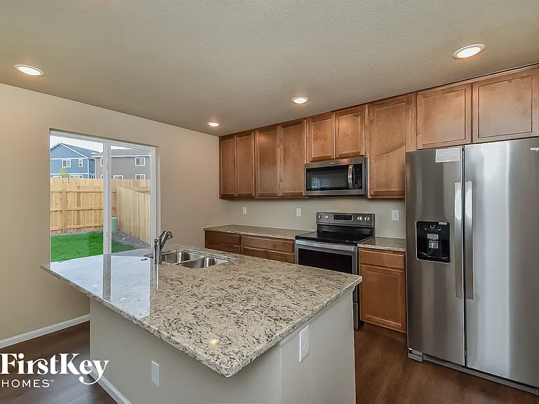 10225 Luneth Dr — Photo 5