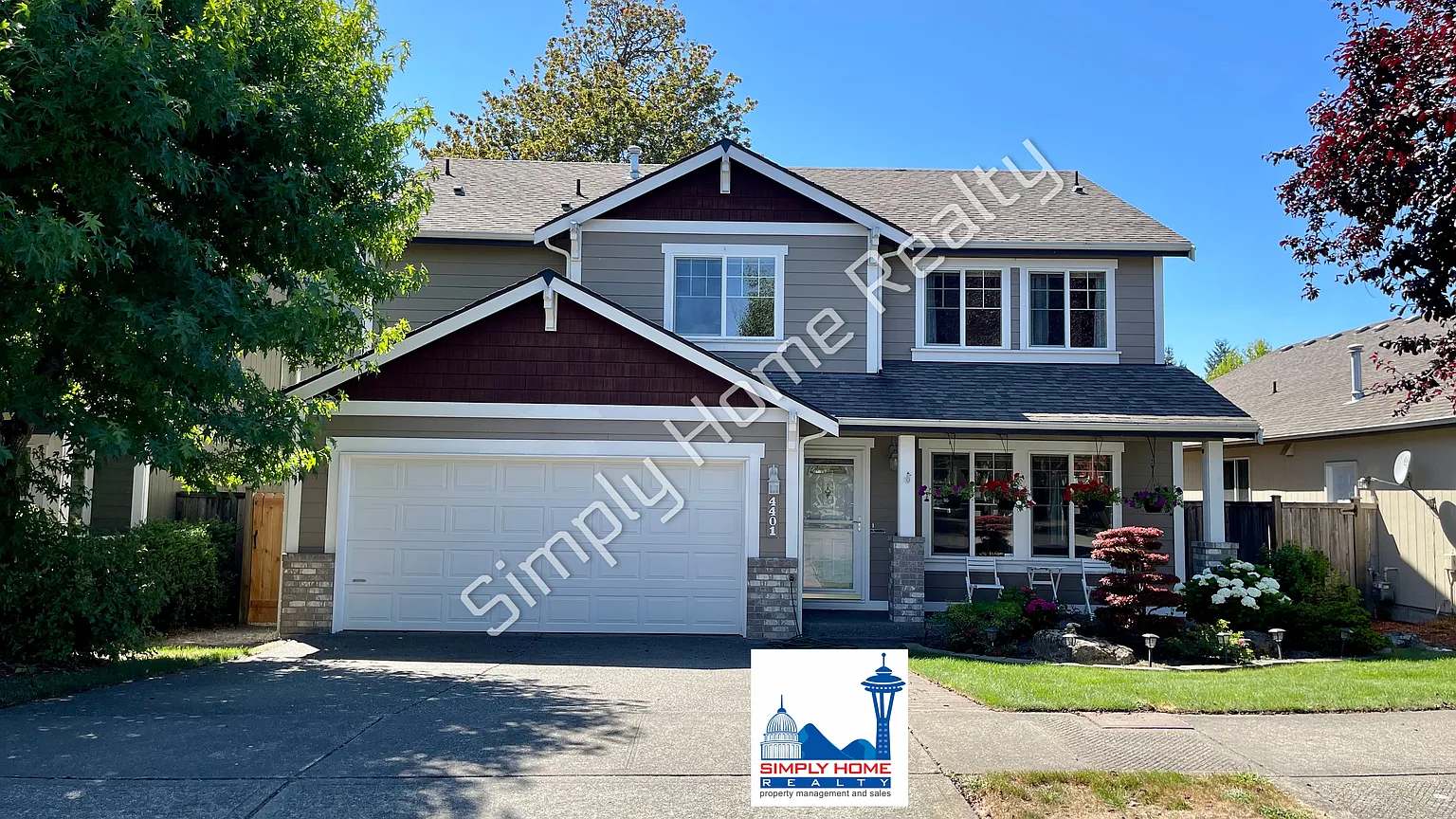 4401 Maricite St SE photo 1