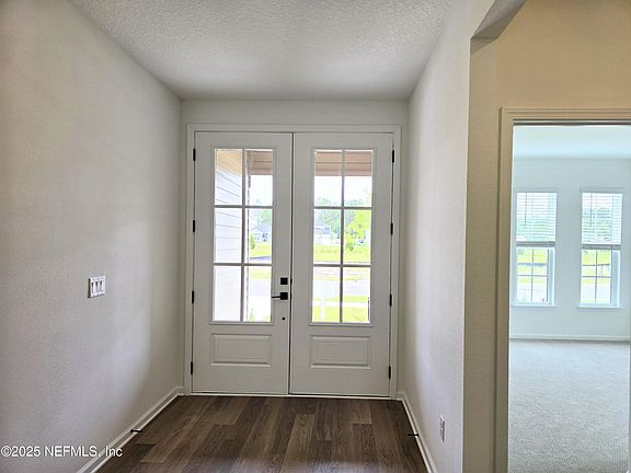 3rd image of 3267 PIPERS Way