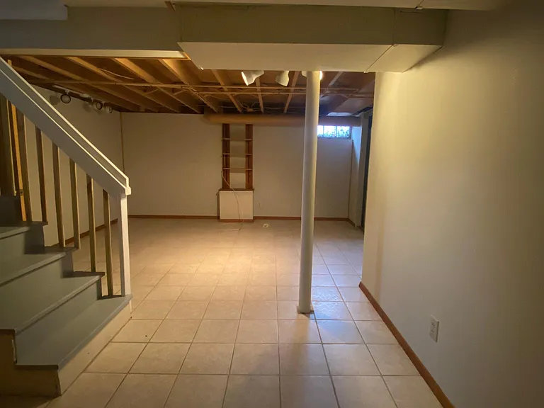 480 Brevoort Rd — Photo 24
