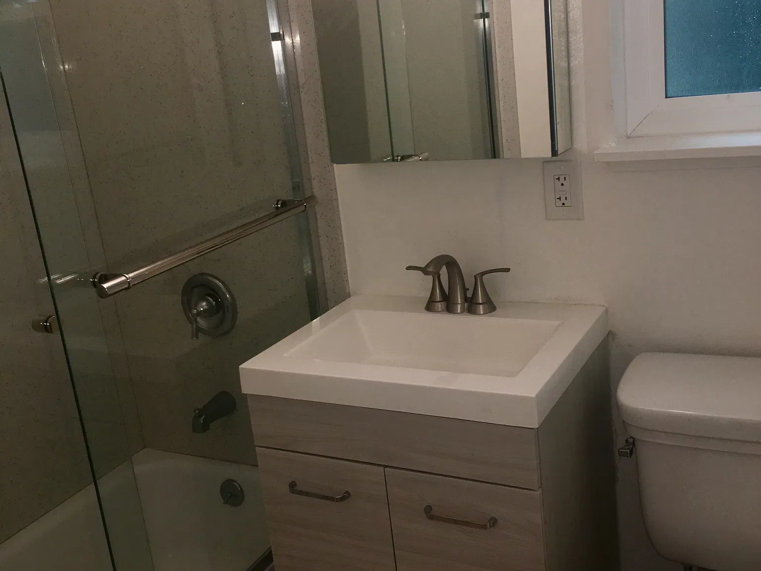601 Madrone Ave — Photo 2