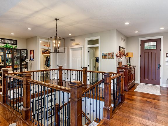 3rd image of 1525 Top O Hollow Rd