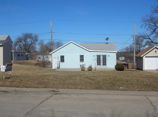 483 Oneill St, Dubuque, IA 52001