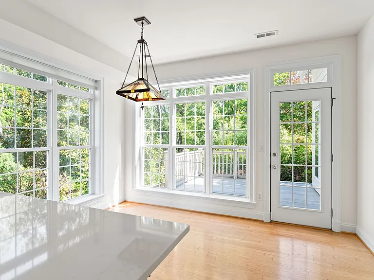 4990 Lake Tree Ln — Photo 20