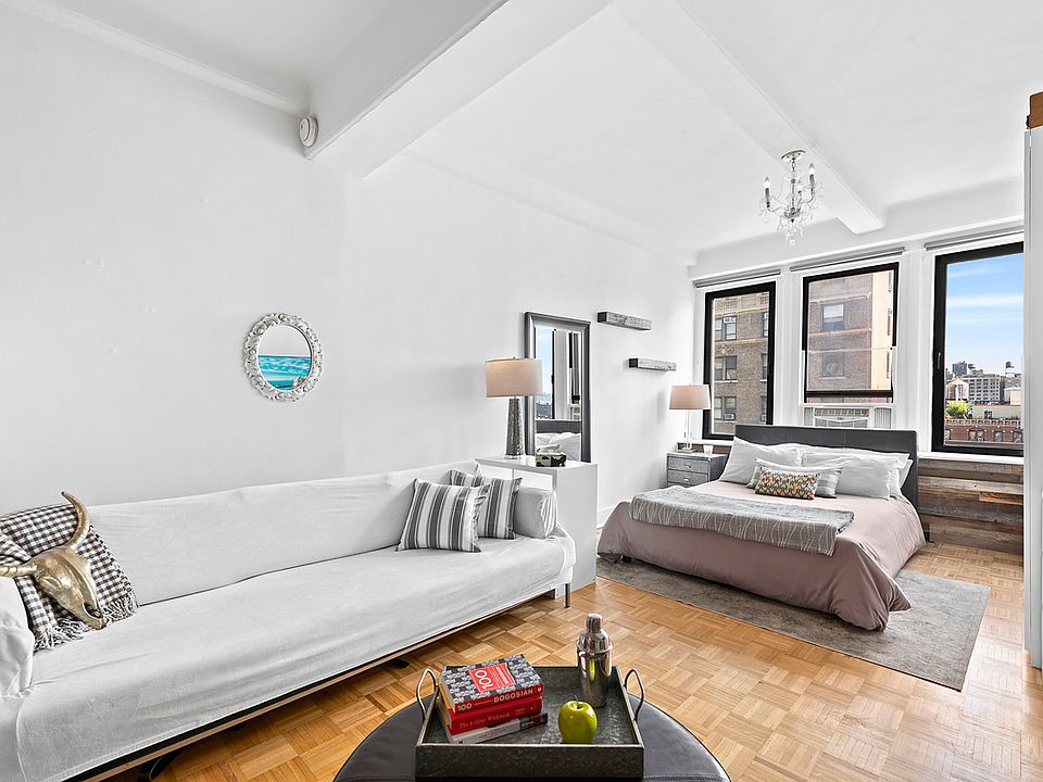 1st image of 118 W 72nd St APT 1001