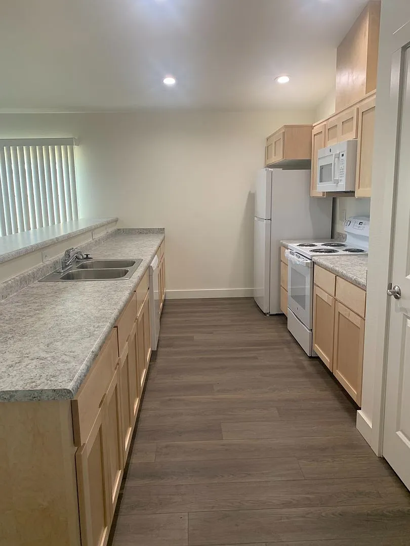 4255-4257 Wyoming Street — Photo 3