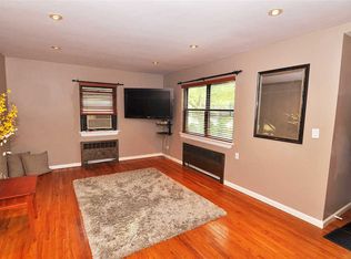 22026 75th Ave, Bayside, NY 11364