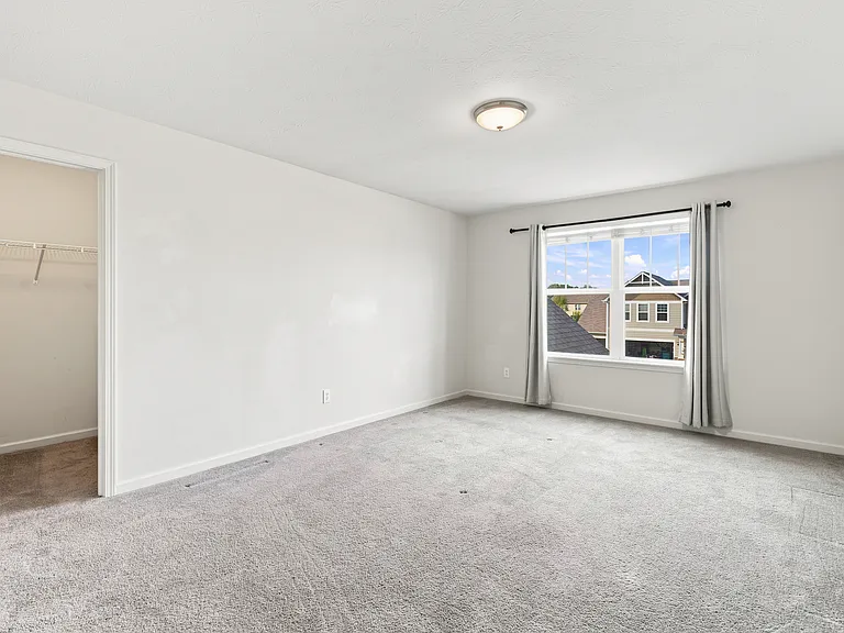 15555 Memorial Way — Photo 30