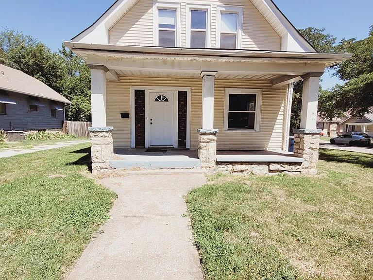 6041 Tracy Ave — Photo 3