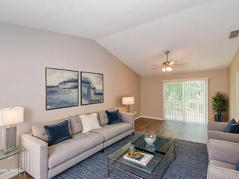 282 Aquarius Cir W — Photo 5