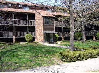 492 East St #C-30, Plainville, CT 06062