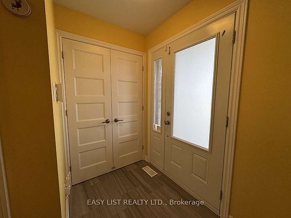 4th image of 306 Belfort Cres