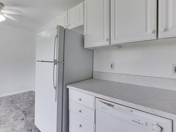 4th image of 2212 Gingell Pl