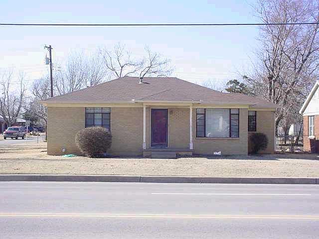 1st image of 4501 NW Rockwell Ave