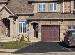 25 Bellini Ln, Hamilton, ON L9B0C8