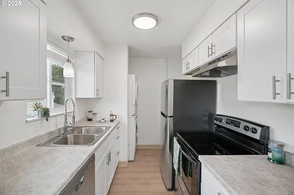 2 bed, 798 sqft, $900 — Photo 4