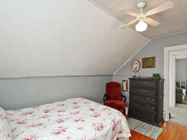 609 Water St S #3 — Photo 5