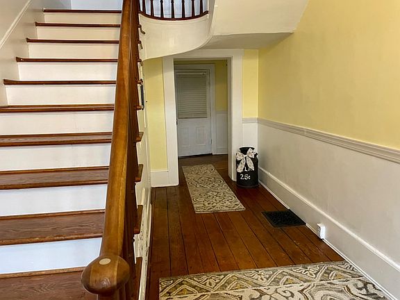 5th image of 29 E Dayton St