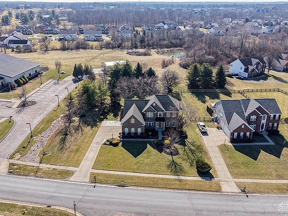 2nd image of 7527 Burton Dr
