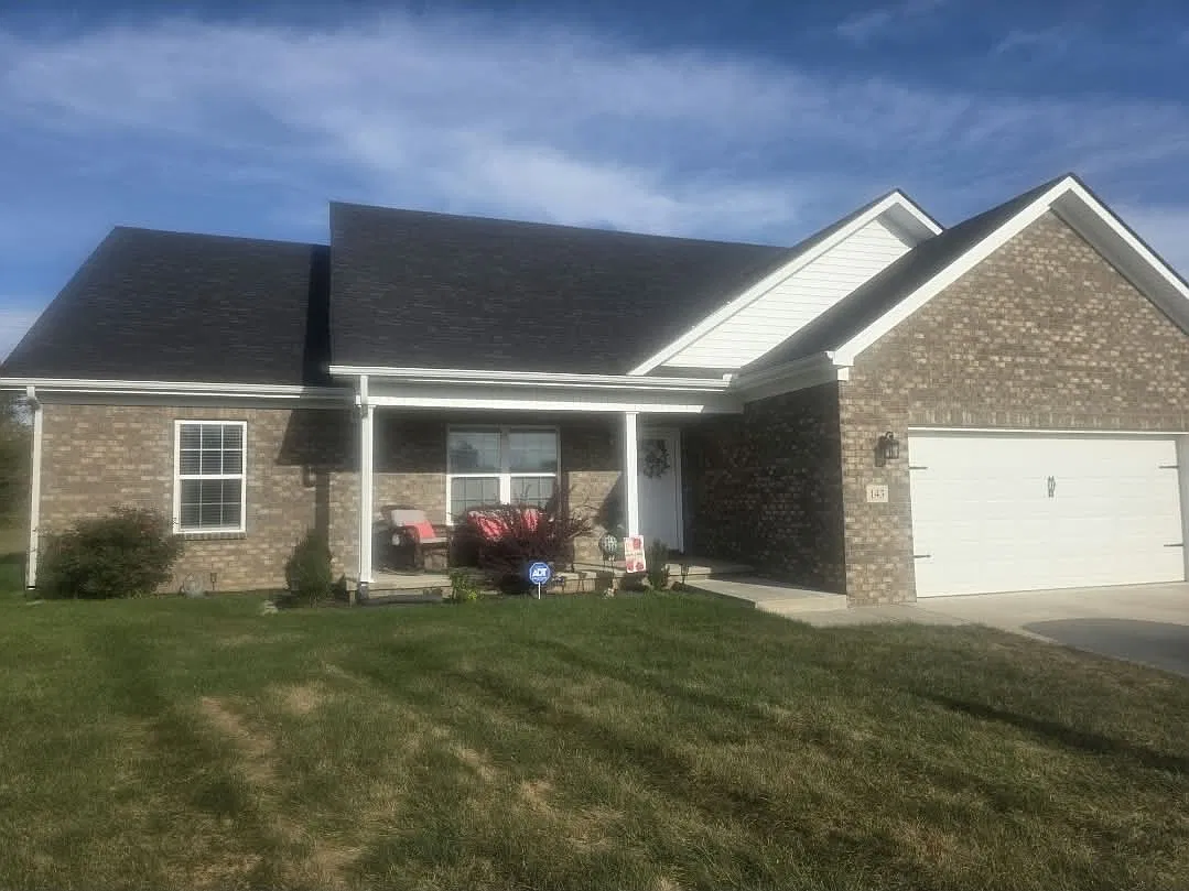 3 bed, 1737 sqft, $2,100 — Photo 1