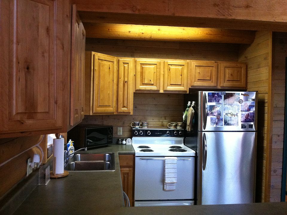 2nd image of 1425 Geneva Dr