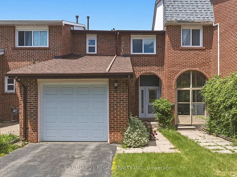 28 Newdawn Cres — Photo 31