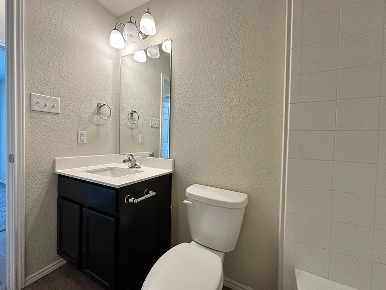 300 Danielle Dr — Photo 30