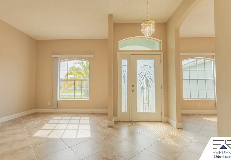 14 Lysander Ln — Photo 5