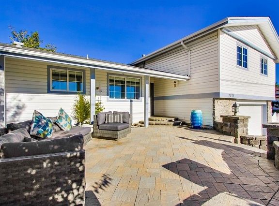 2nd image of 7035 Bobhird Dr