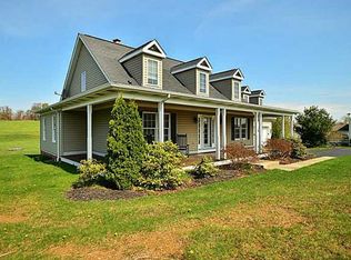 162 Lokomski Rd, Hookstown, PA 15050