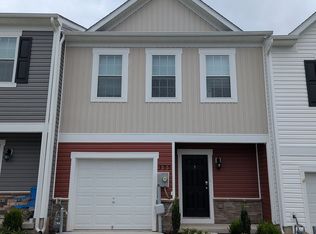 335 Locust Run Dr, York, PA 17404
