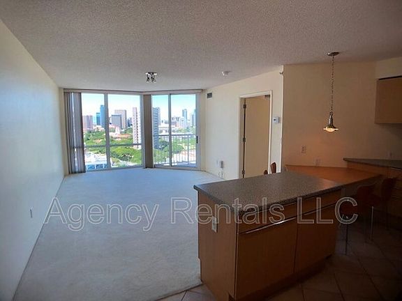 4th image of 801 King St APT 1905