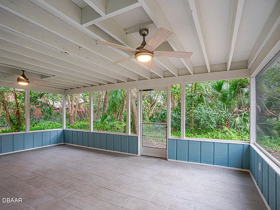 4th image of 214 Bay Pines Ct