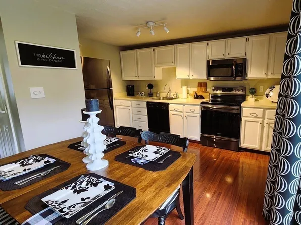 133 Green St #2, Athol, MA 01331
