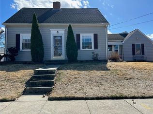 20 Davis Ave, Cranston, RI 02910