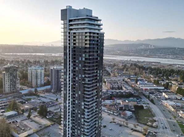 10750 135a St #3506, Surrey, BC V3T 4C9