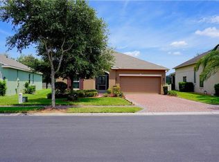 450 Lake Davenport Cir, Davenport, FL 33837