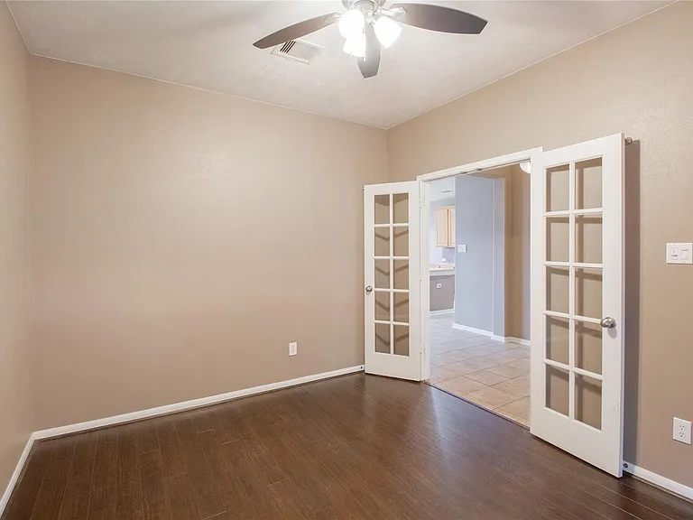 6126 Menor Crest Dr — Photo 16