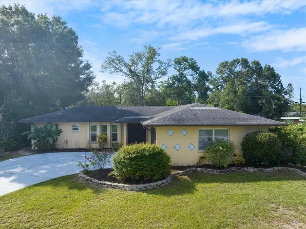 2517 Amanda Dr, Sarasota, FL 34232