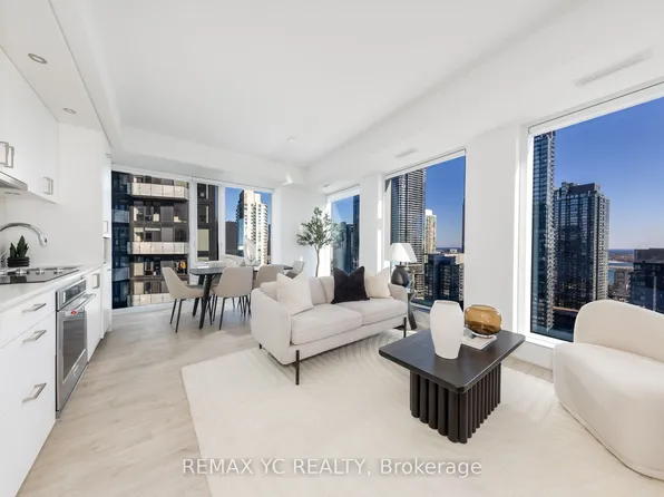 470 Front St W #1612, Toronto, ON M5V 0V6