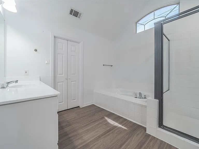 3608 Marianne Cir — Photo 8