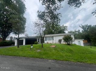 235 Akard St, Bristol, TN 37620