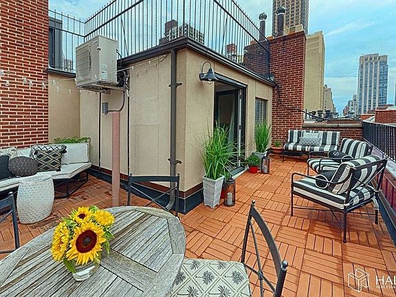 2nd image of 311 E 83rd St APT 5B