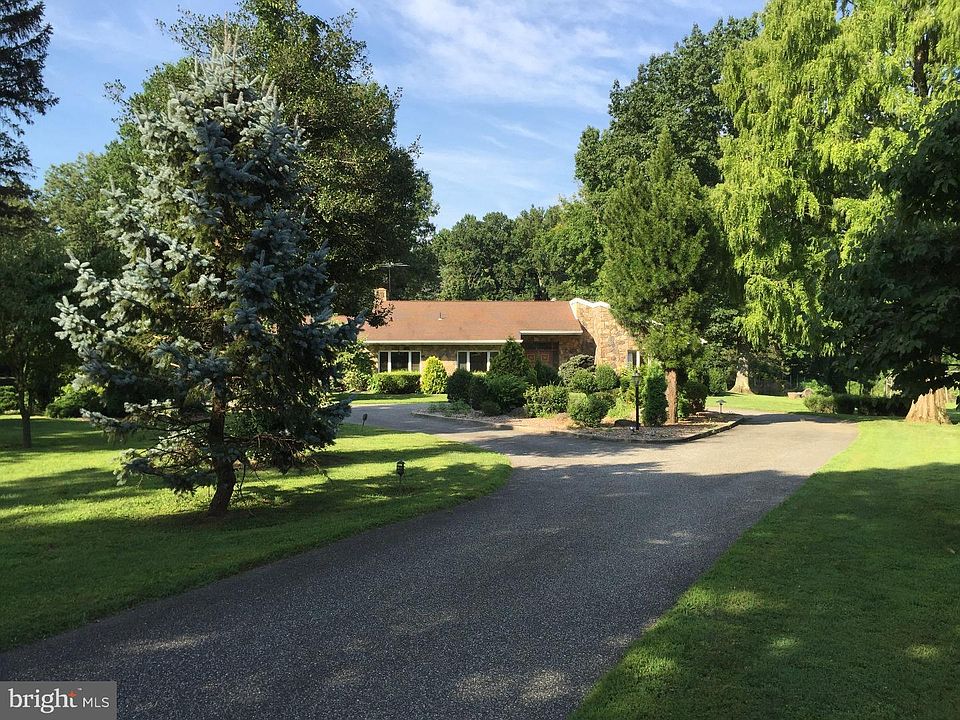 108 Slitting Mill Rd, Glen Mills, PA 19342 Zillow