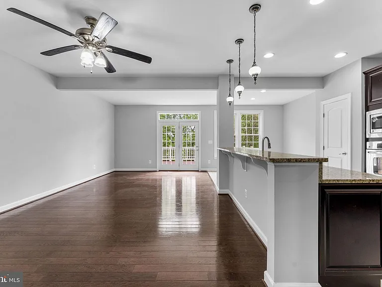 21268 Park Grove Ter — Photo 23