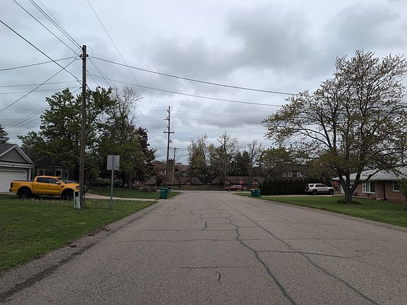 4th image of 5026 Windyridge Dr