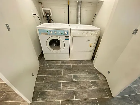 Rented by Daniel Gale Sotheby's International Realty | media 17